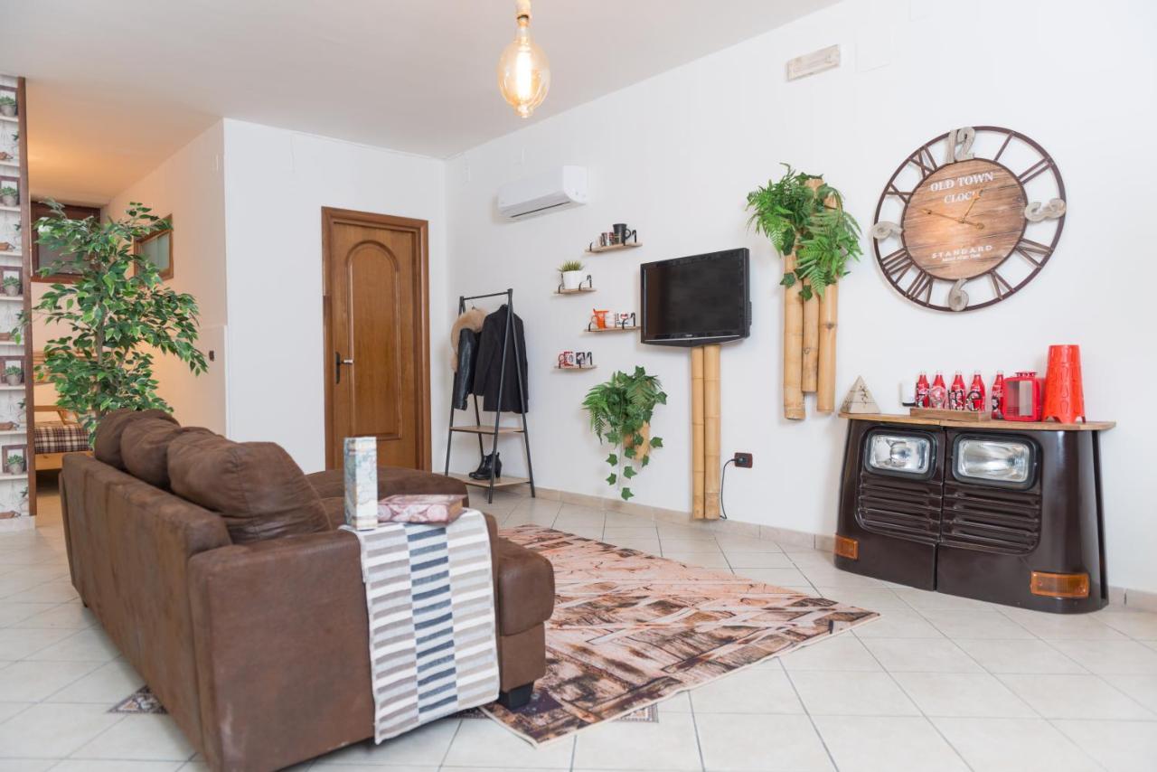 Loft Style Taverna Aversa Exterior photo